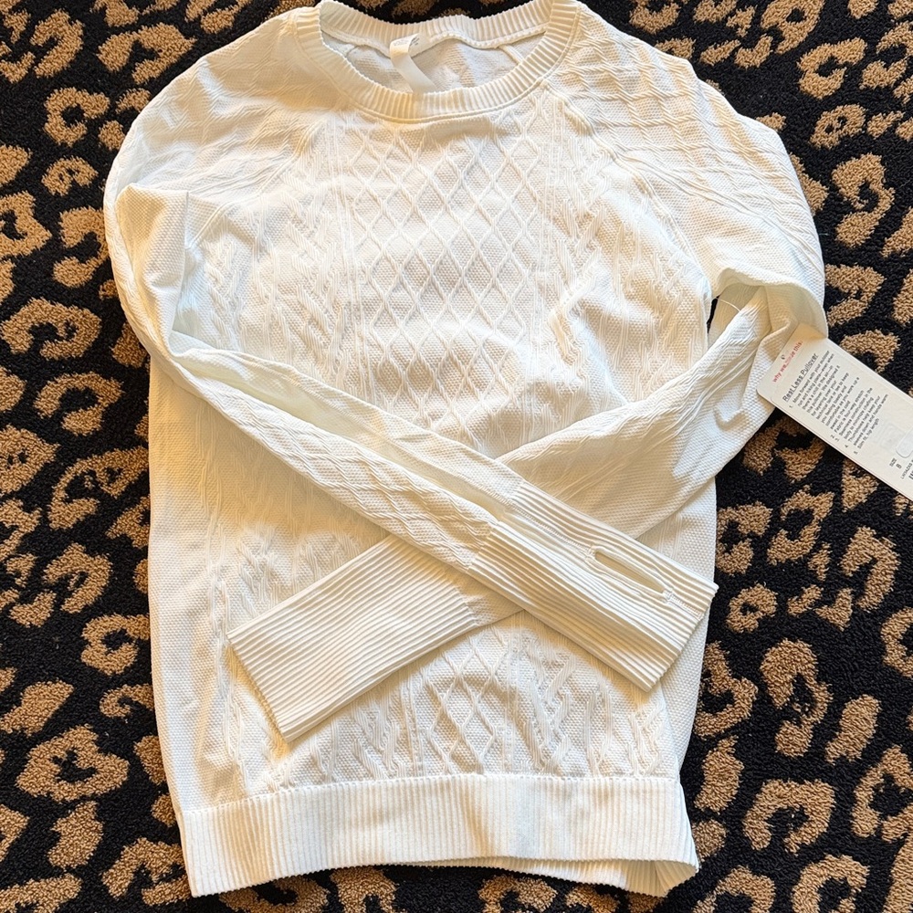 NWT Lululemon Rest less pullover shirt 8